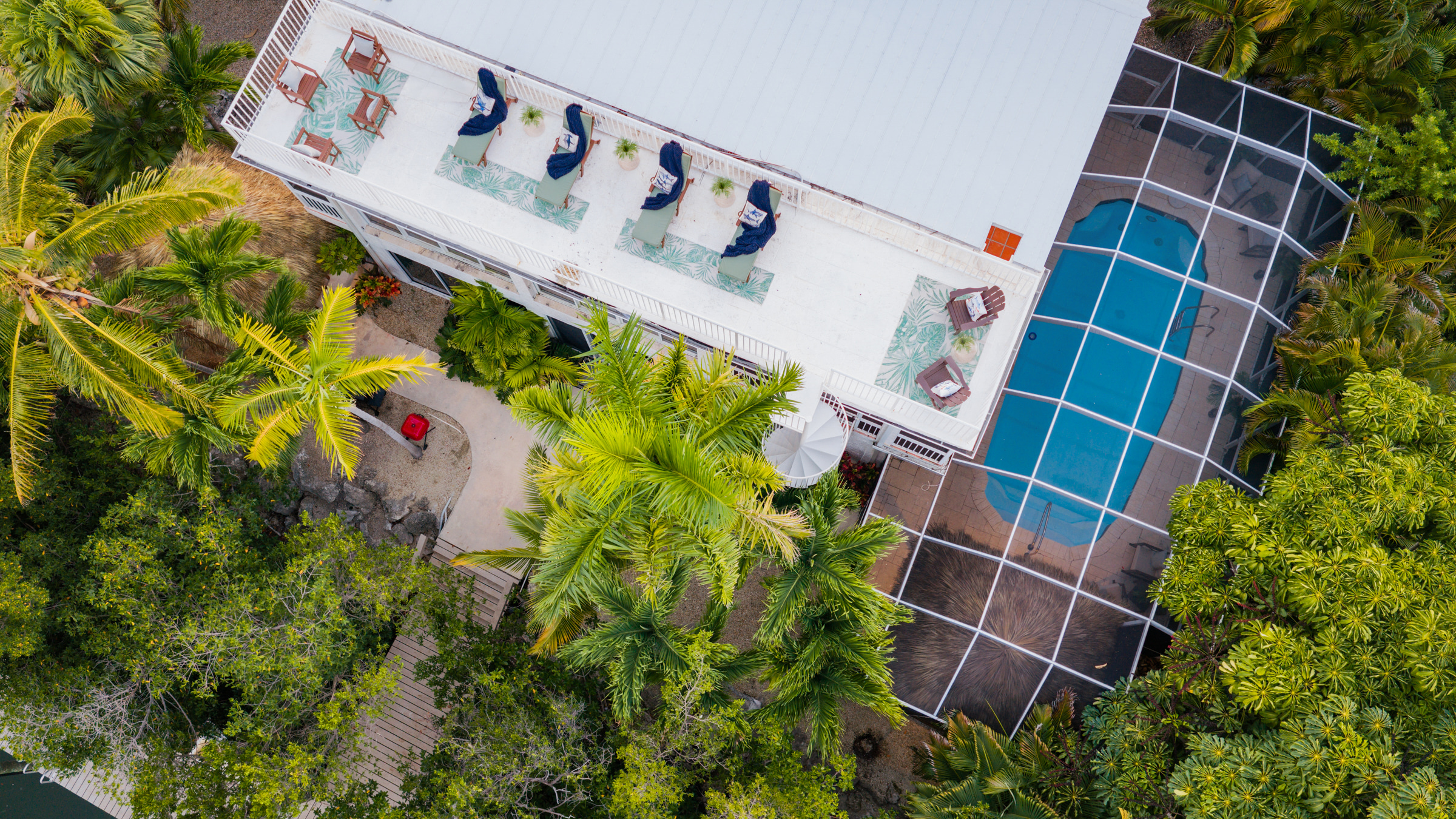 Watch the sun rise, the sun set, star gaze, or sun bathe on the rooftop observation deck.