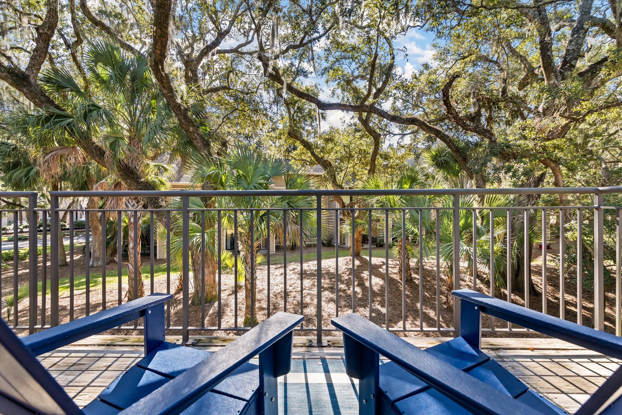 Raised deck for post beach or golf relaxation