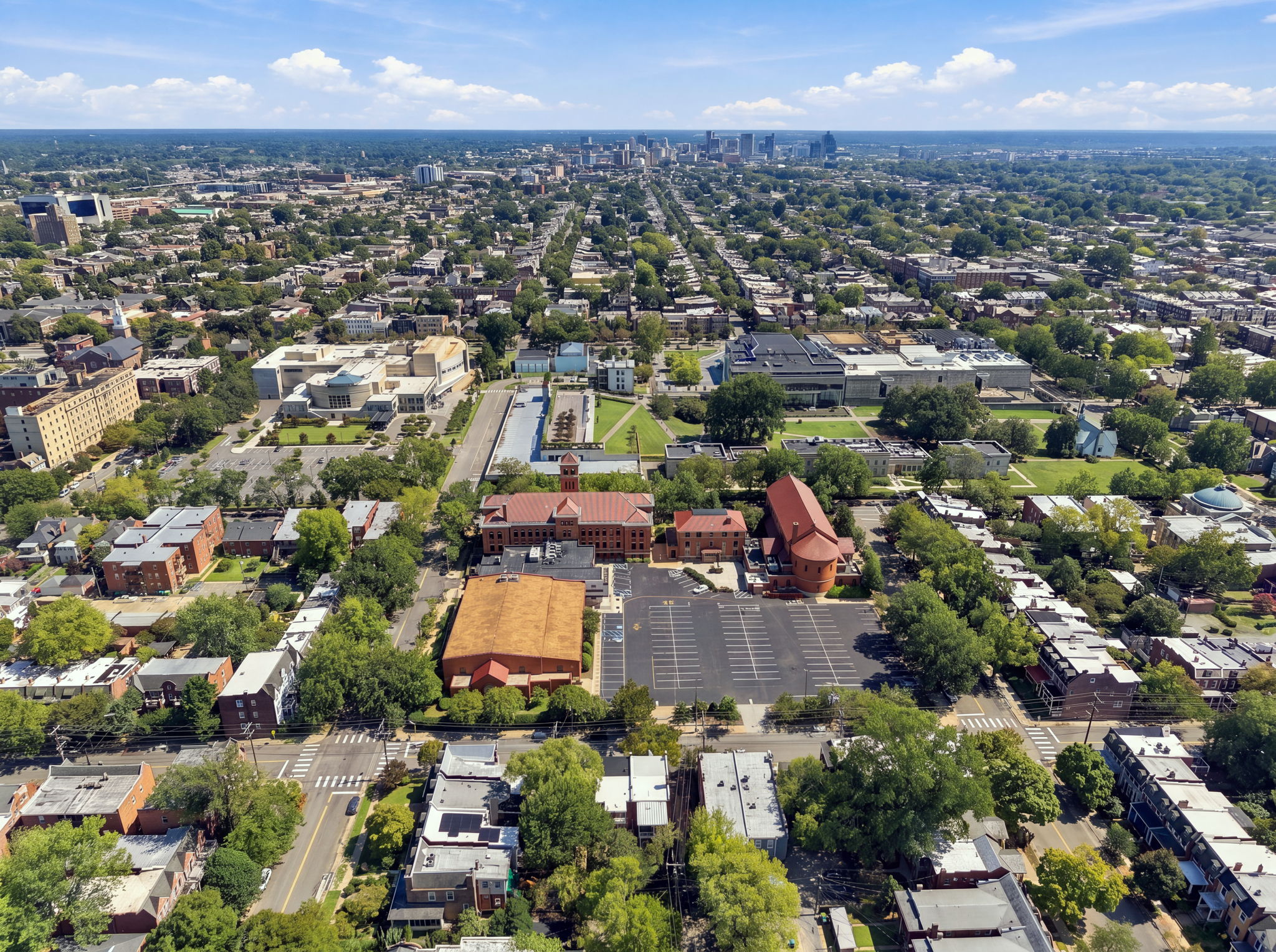 Panoramic View: Discover Richmond's vibrant skyline and lush green spaces from above!
