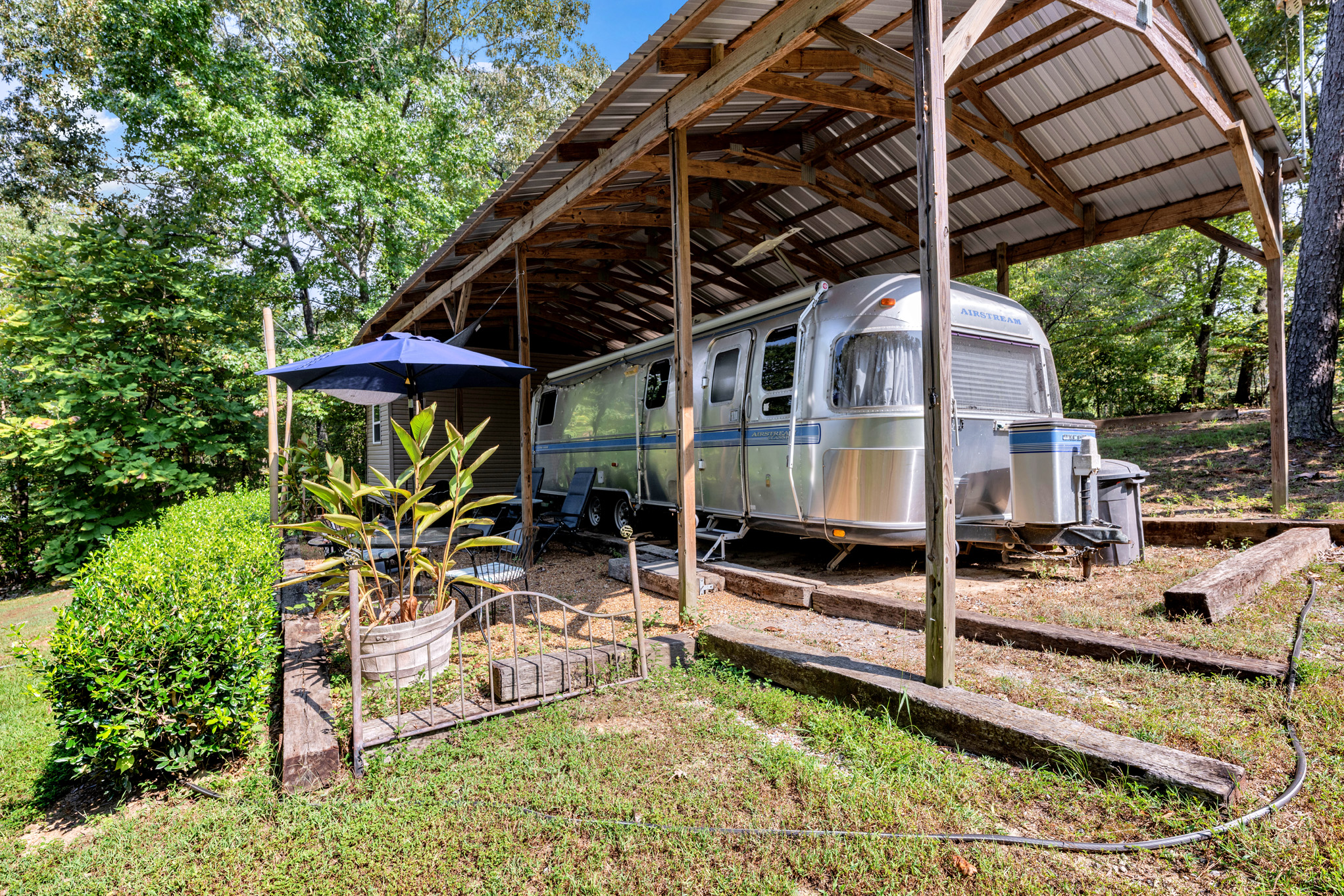 Private vintage Airstream!