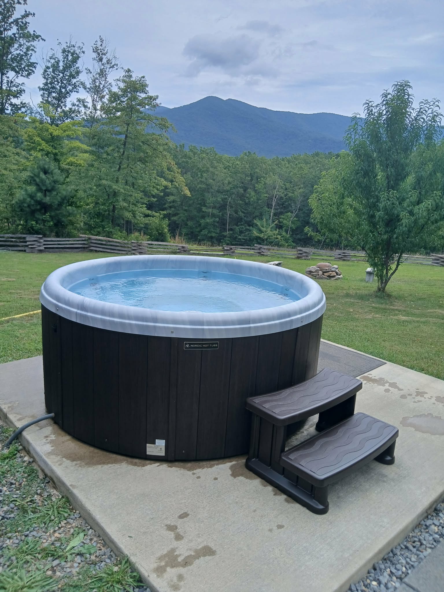 Newly added hot tub!