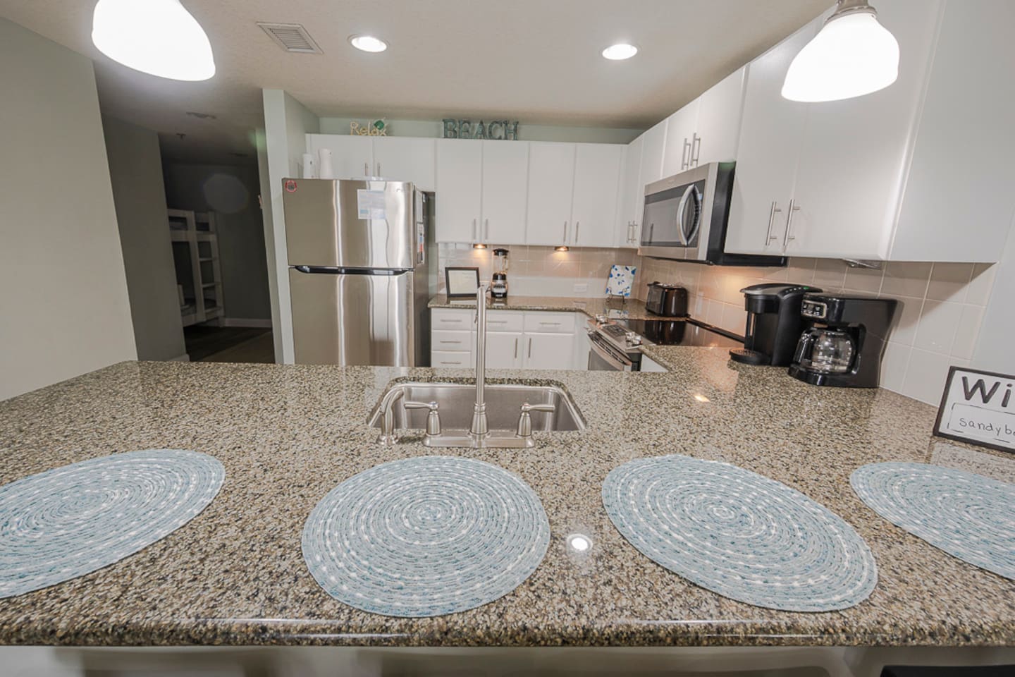 Fully equipped kitchen