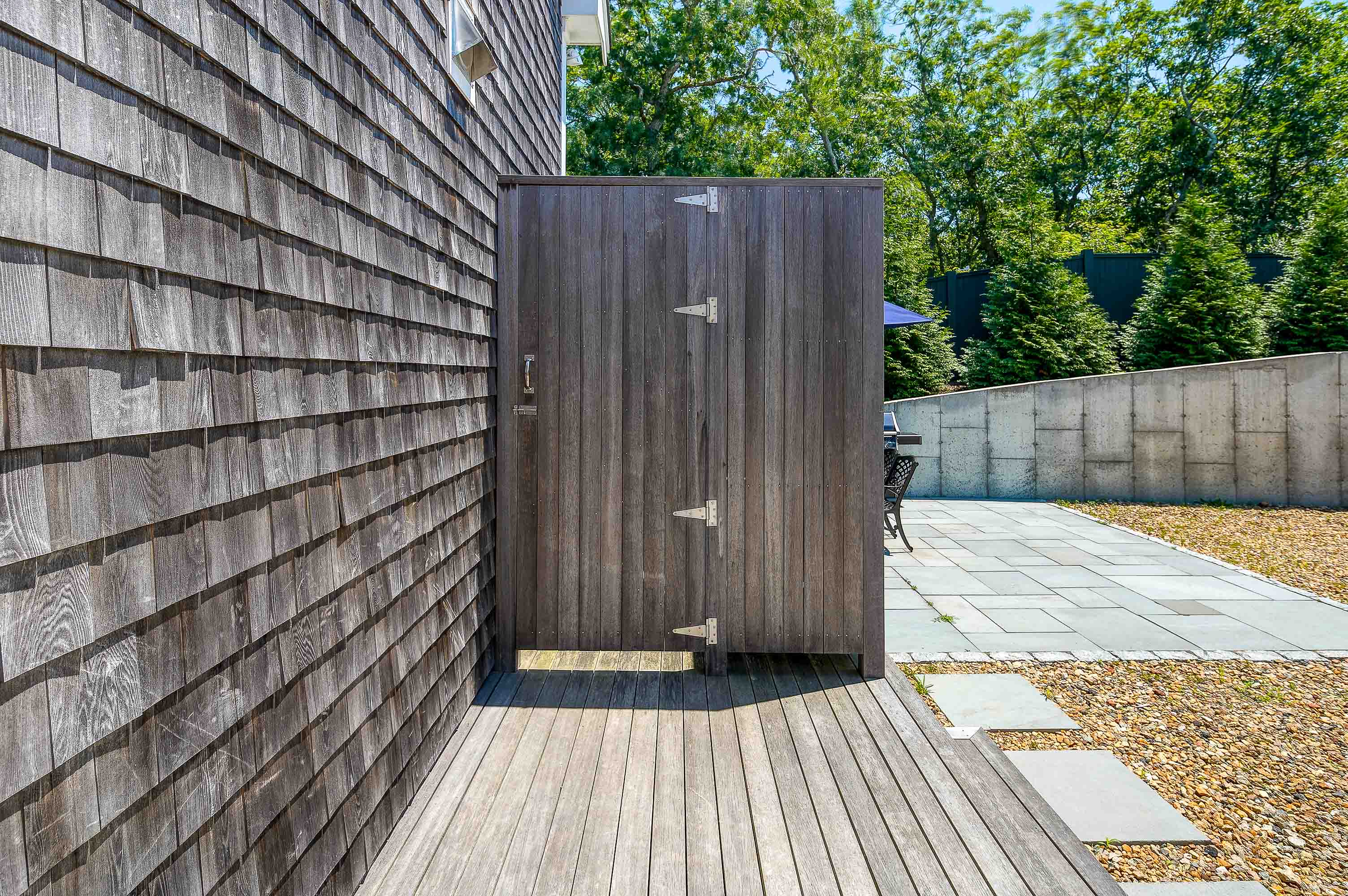 Back of House w outdoor shower