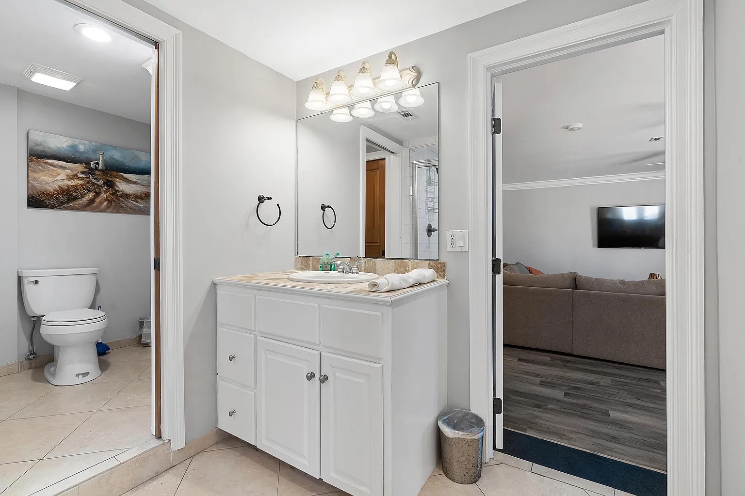 1st floor bathroom