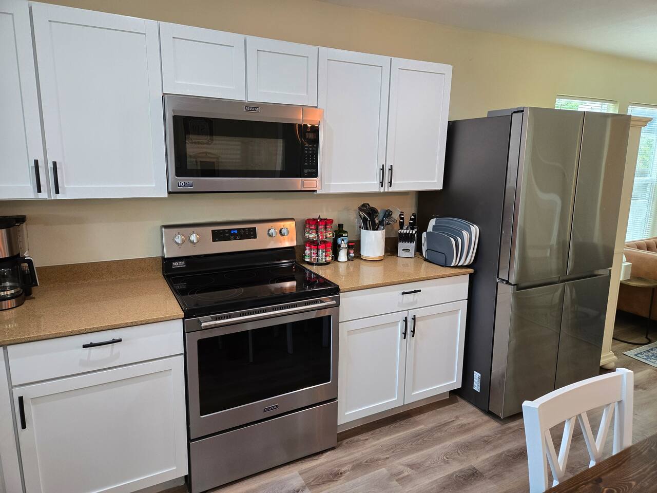 Olive oil and spices provided.