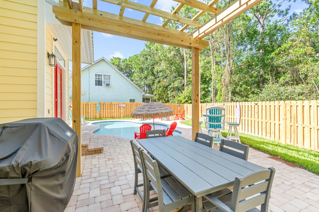 Outside Table/Grill
