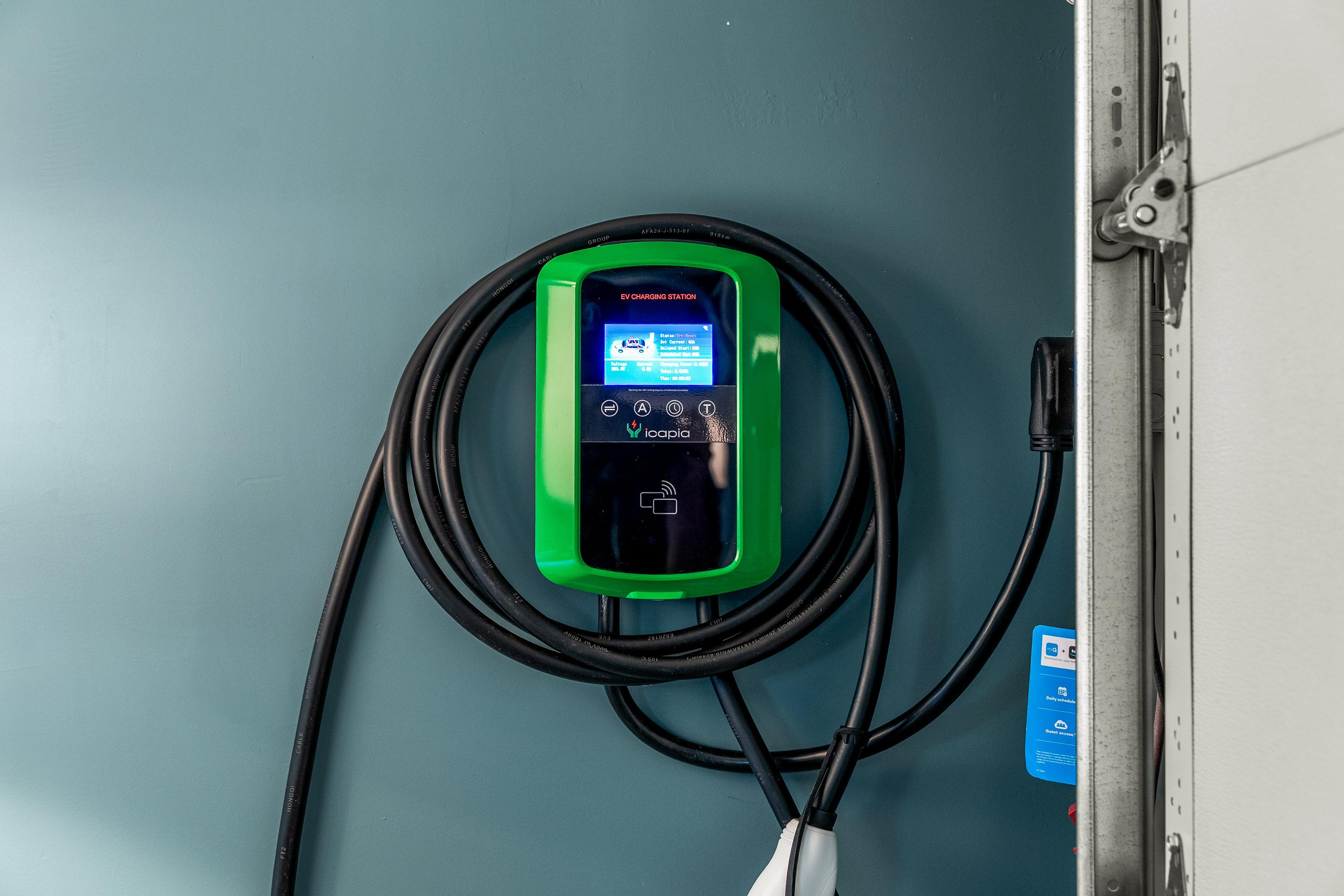 🔌🚗 EV-friendly stay! On-site charger ready to power up your electric vehicle—easy, convenient, and road-trip ready ⚡️✨