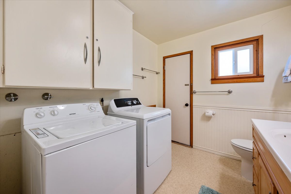 Laundry Room/ Hall Restroom 2