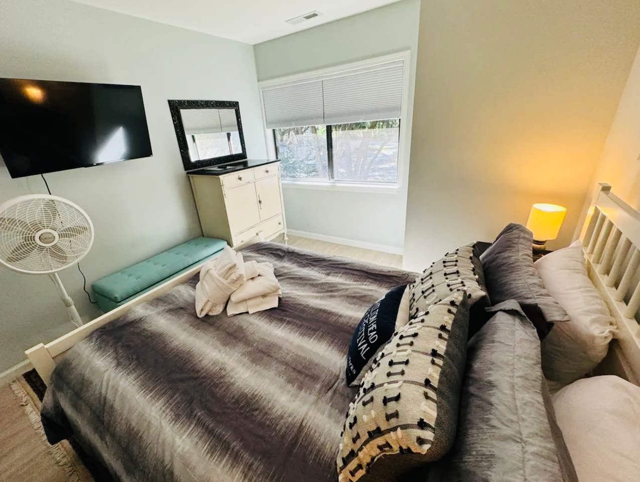 Bedroom with Smart TV
