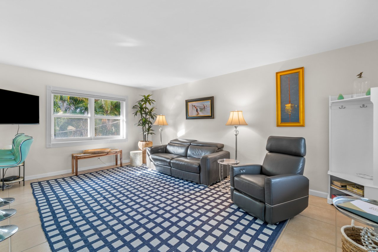 Luxury leather reclining couch and cjhair