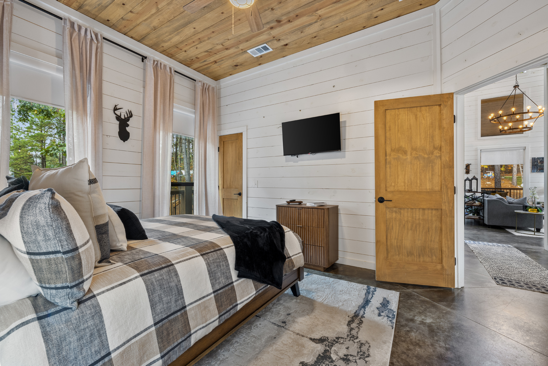 Deer Guest Bedroom