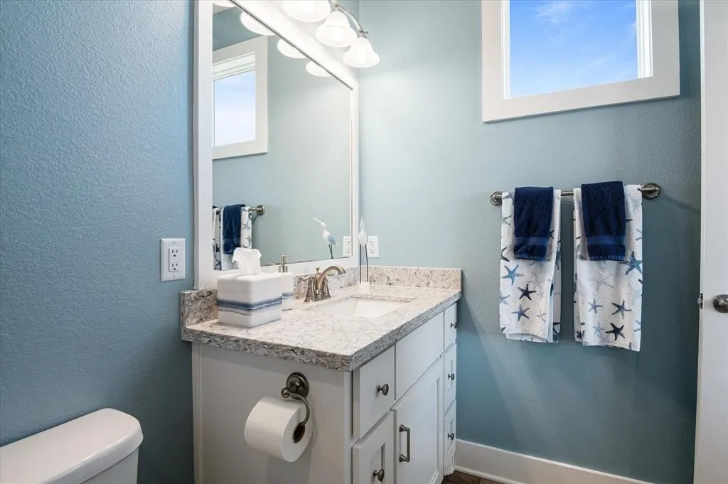 f7b4a0ca66024580840466bd09ee666e | Beachhouse | Texas | TX | Vacation Homes | Galveston | Crystal Beach | Kokomo | Breezy Days | Beachfront Elegance | Sunrise Serenity | Southern Sands Property Management, LLC