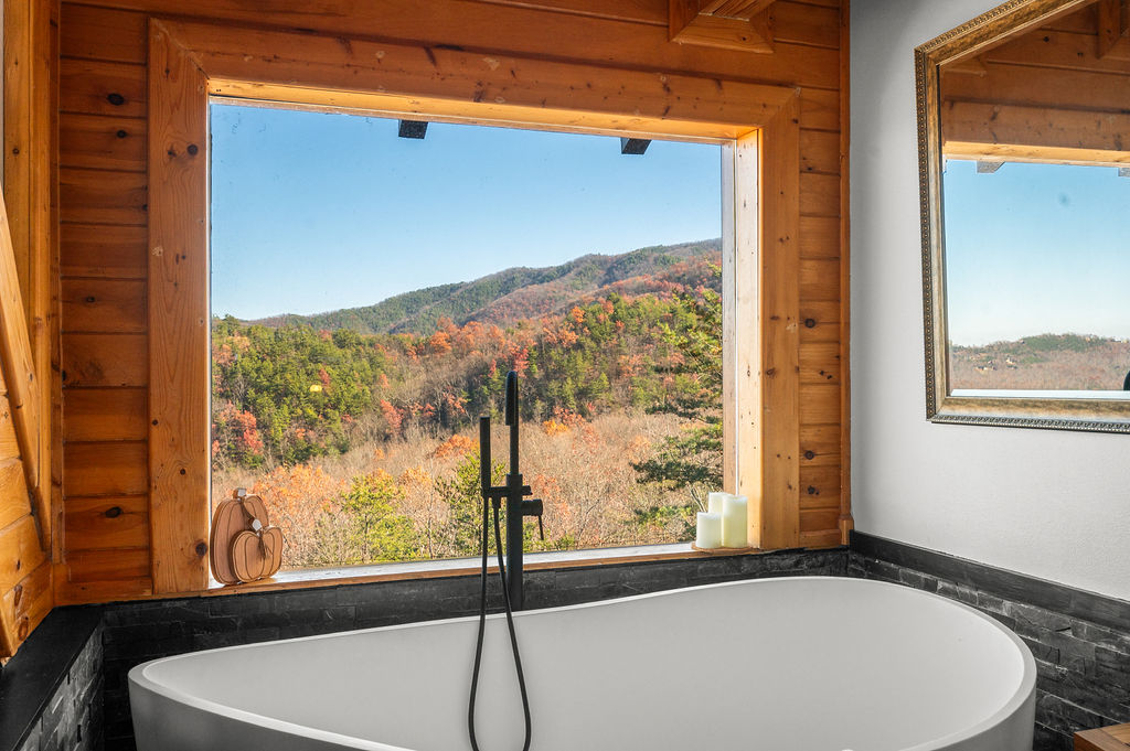 Relax in the new freestanding bathtub