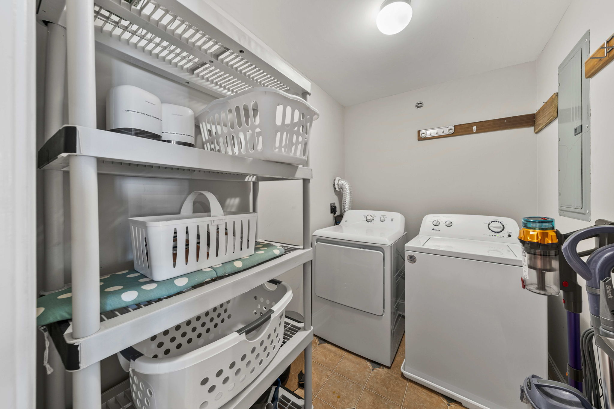 Laundry Room  | Morning Sunrise | 302 Oceanview | 1116 Ocean Blvd, Isle of Palms, SC | IOP Escapes