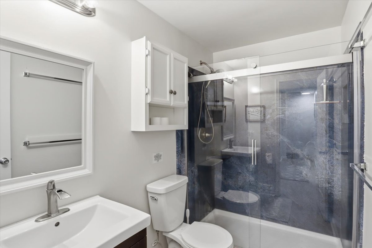 Main Bathroom