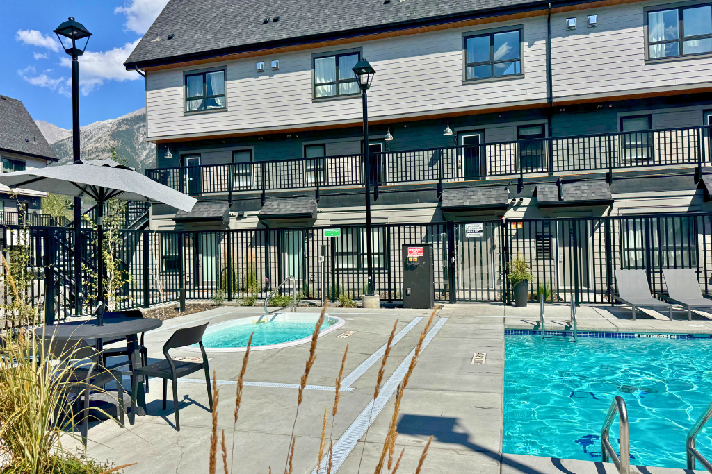 Pool & Hot Tub Area