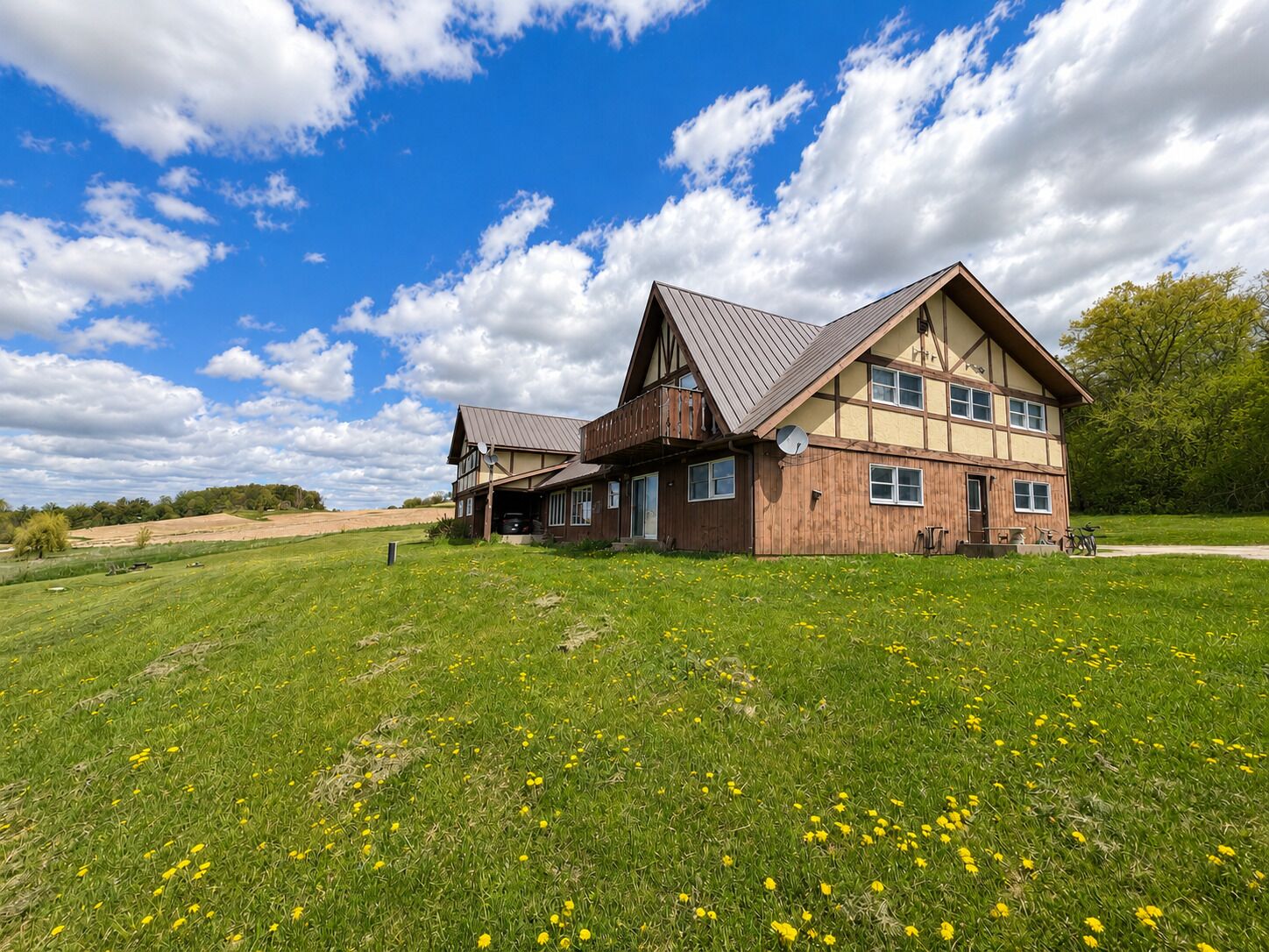 Historic charm meets peaceful countryside at River Valley Chateaux, nestled on 8 scenic acres in western Wisconsin's beautiful bluff country.