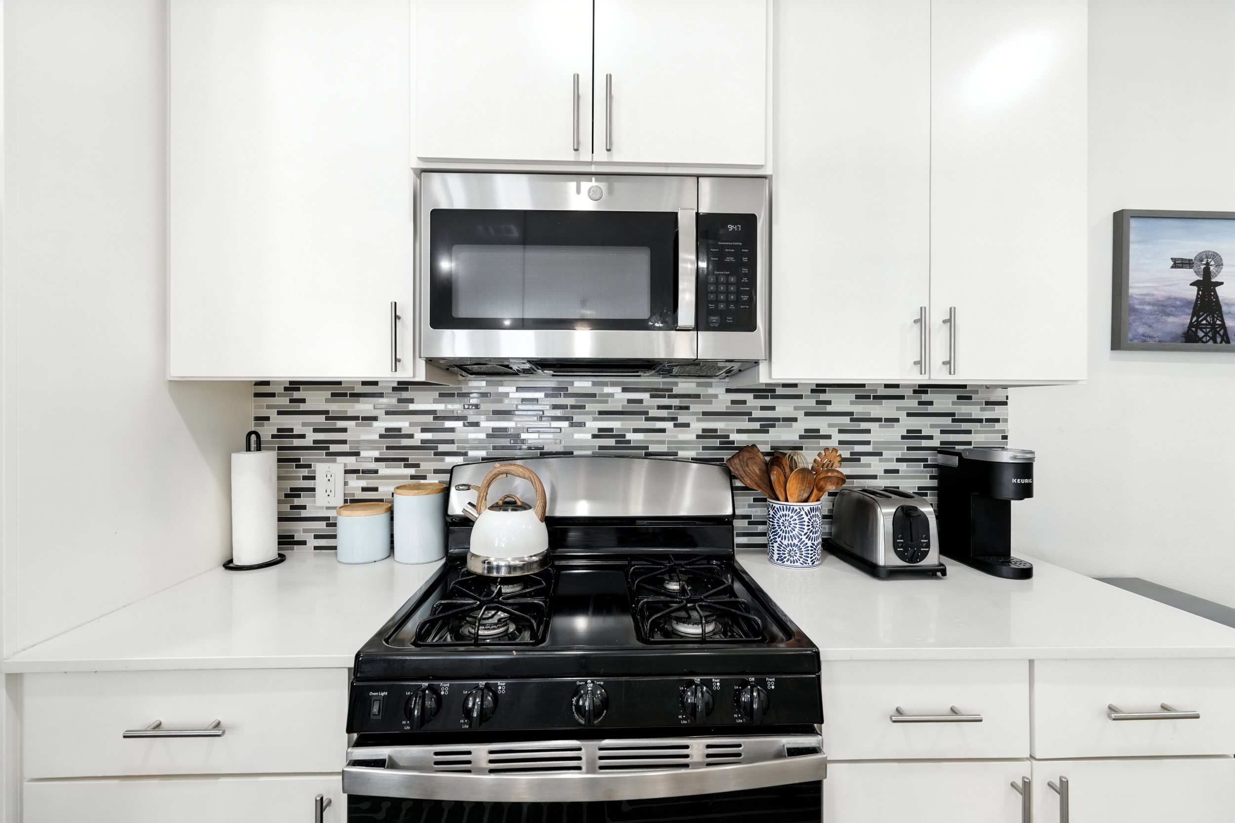full stocked kitchen