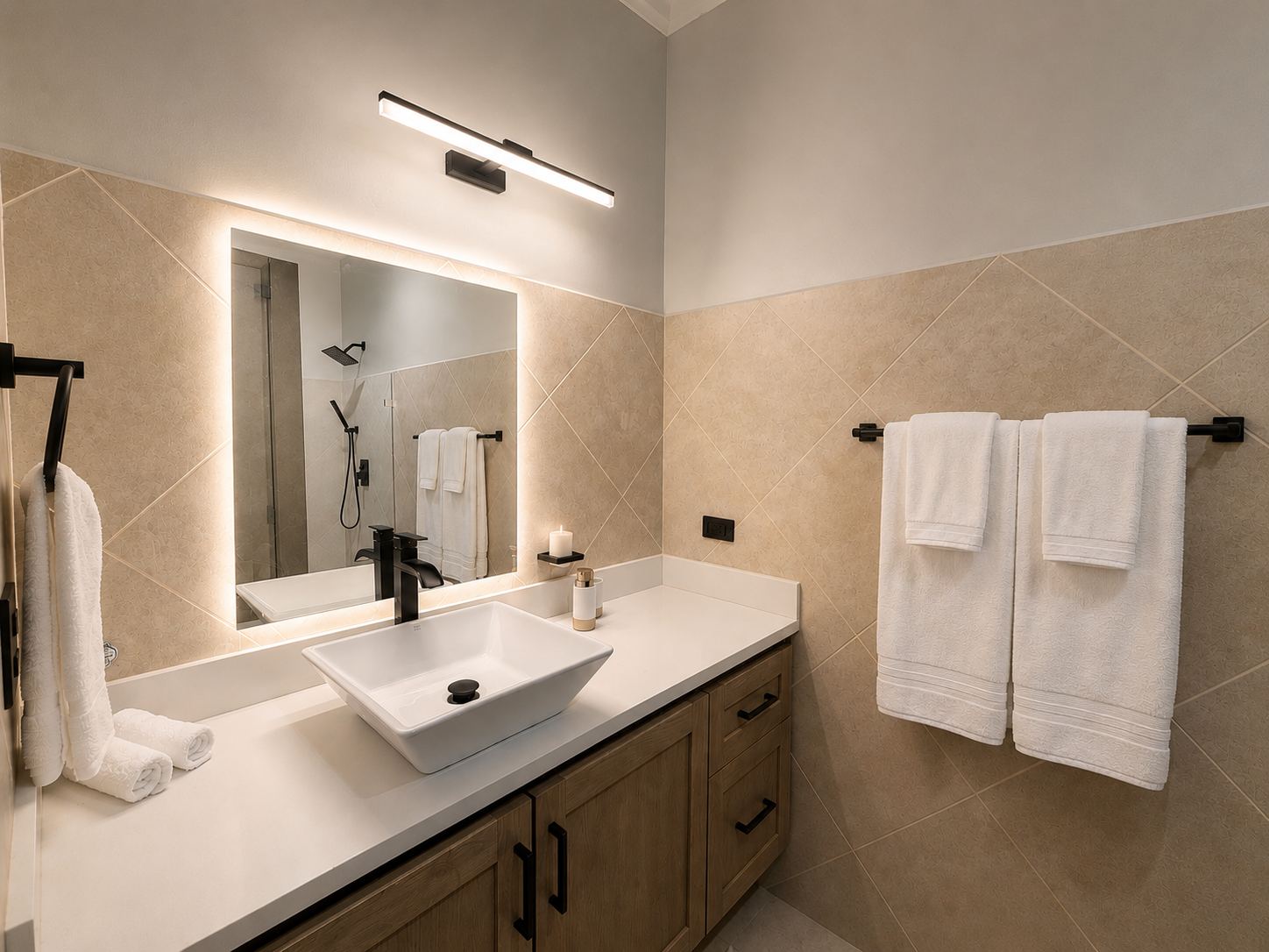 Suite 6 Bath 