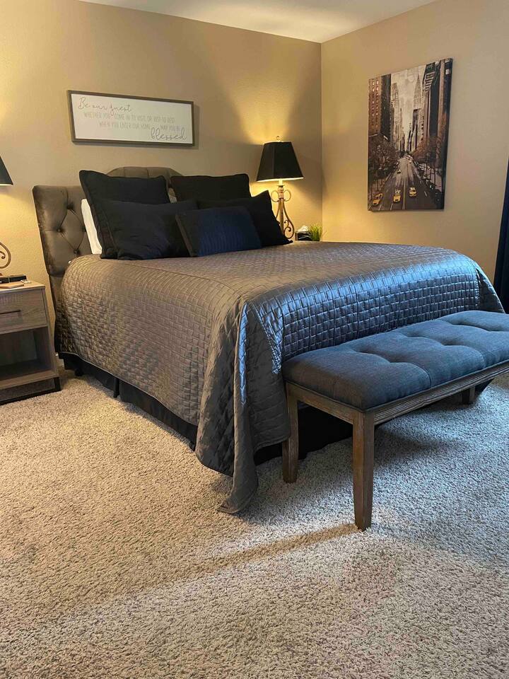 Primary bedroom Queen bed with en suite and smart TV