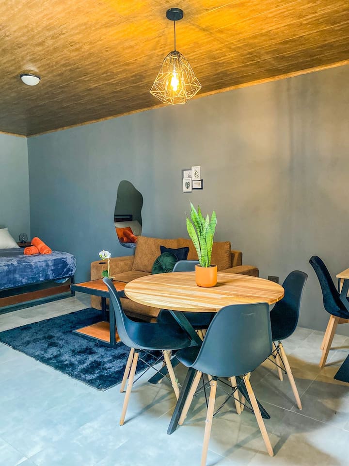 Kitchen table