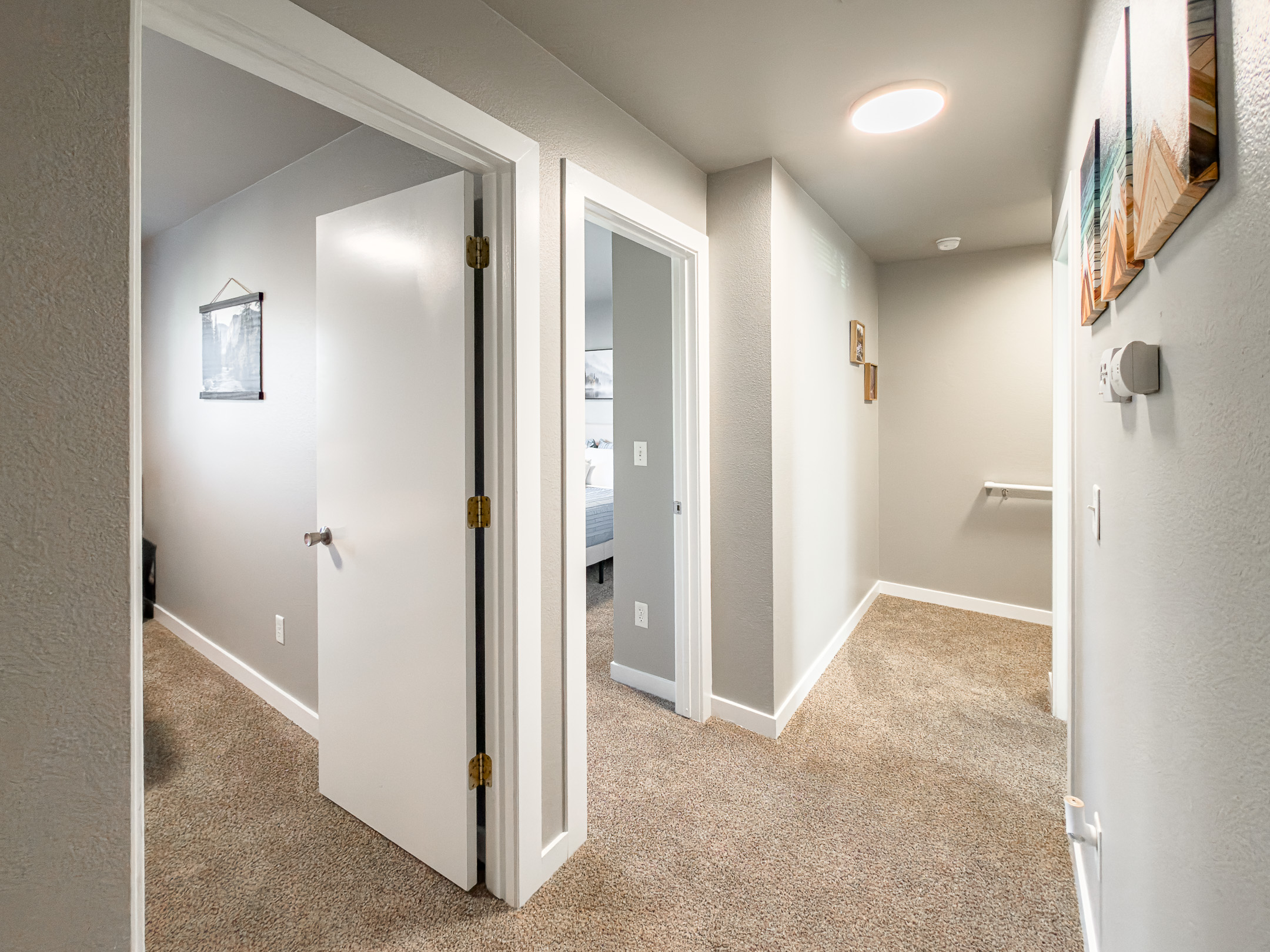 3008 Regan – Hallway
Hallway providing access to bedrooms and bathrooms.