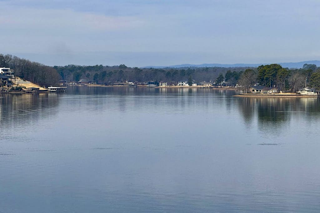 Lake Hamilton Haven | Waterfront View + Pool & Pickleball Access 4