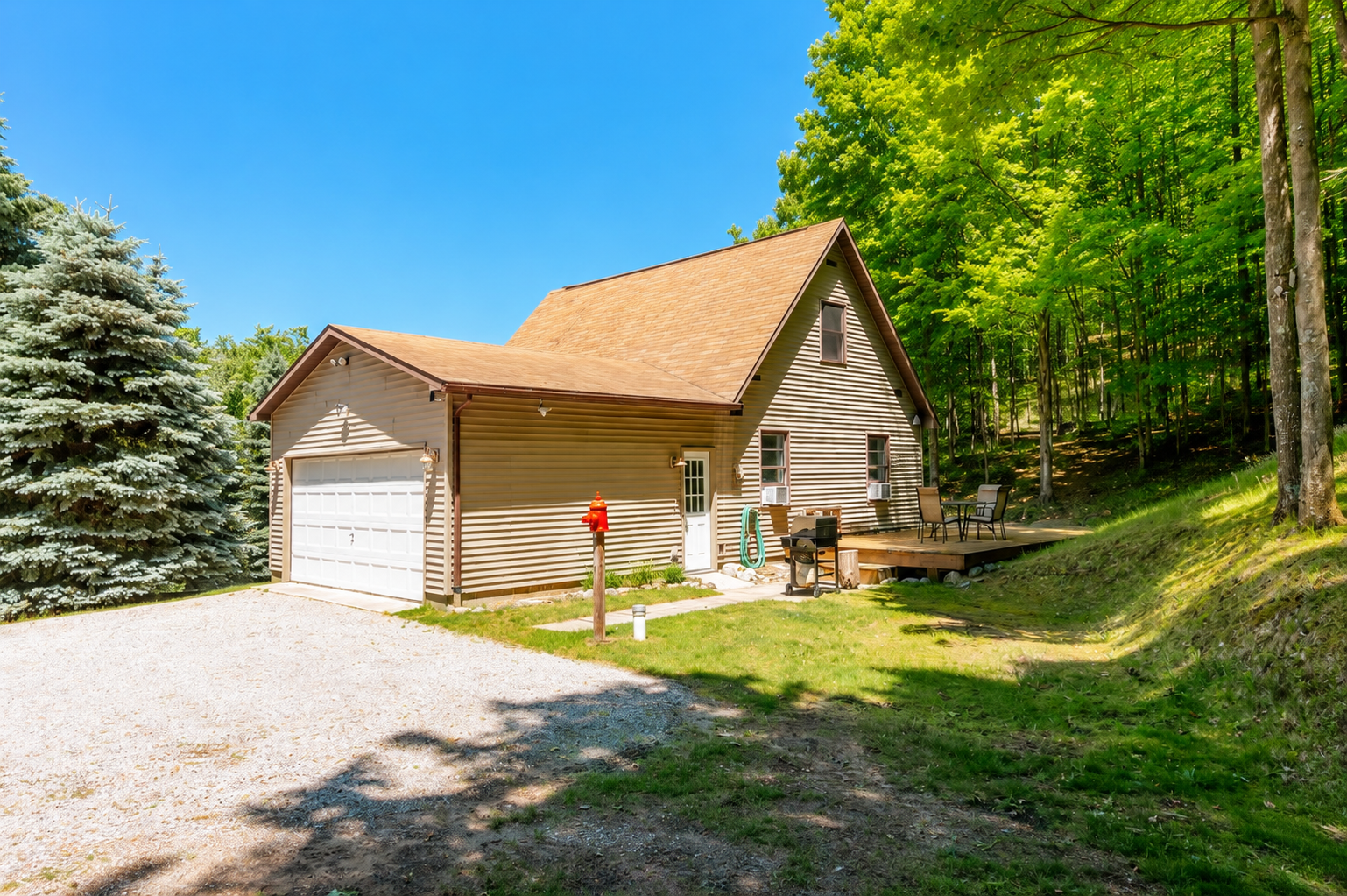 Hidden among the trees and designed for making memories—welcome to Bingham House.