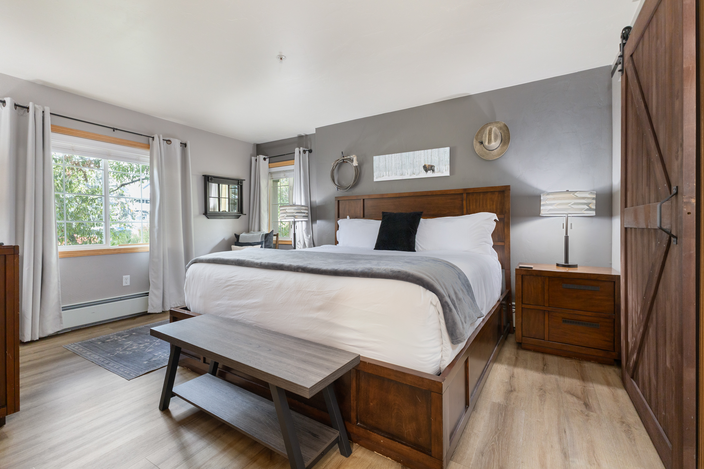 Ensuite Bedroom 2 | Kingsize Bed 