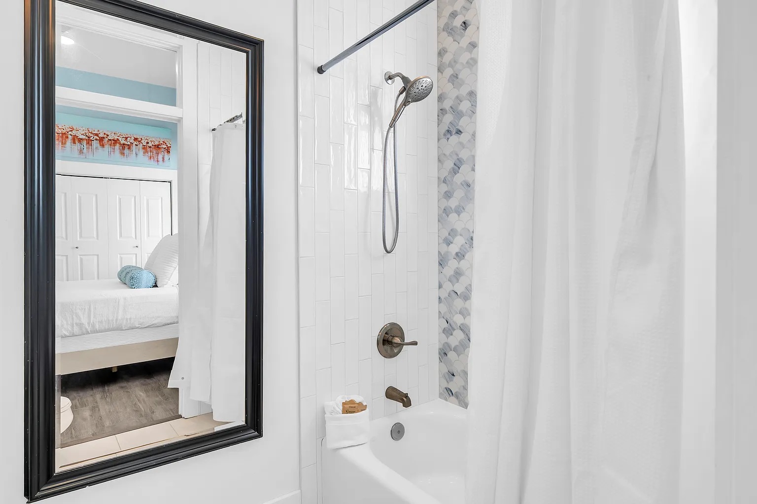 En suite bathroom bedroom 2
