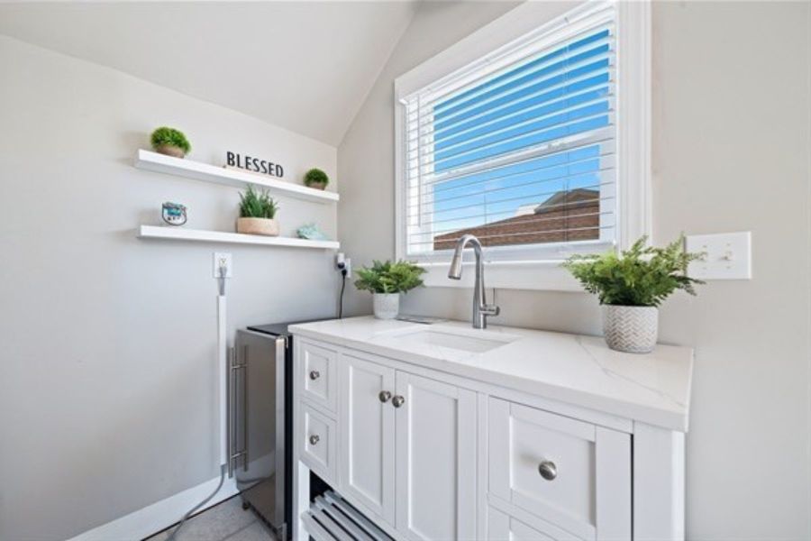 Wet Bar