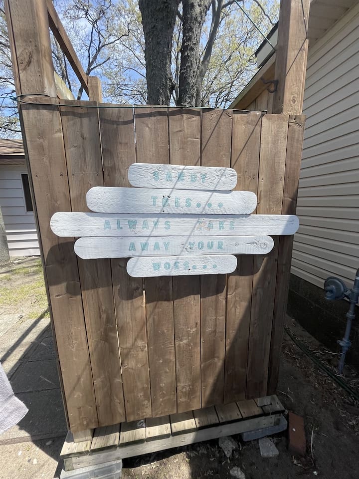  Shared Outdoor Shower