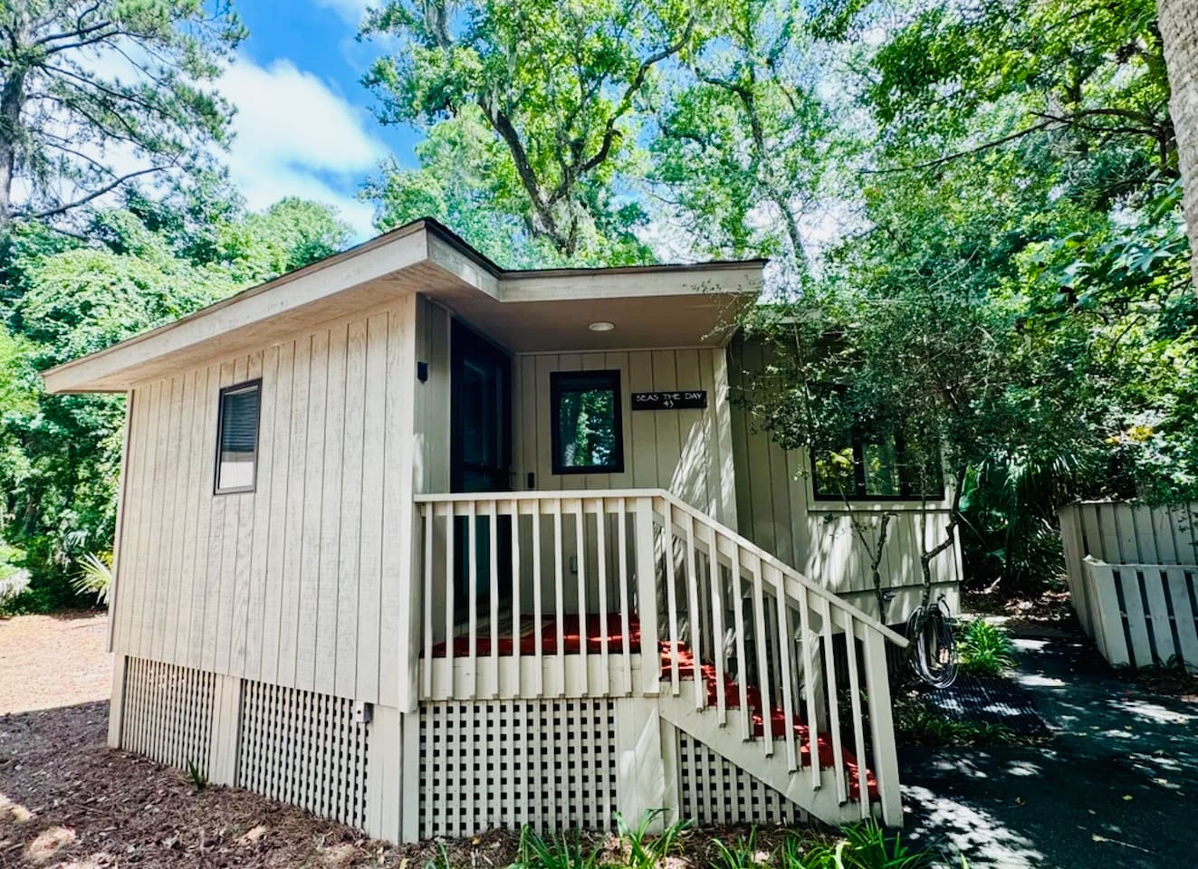 Bungalow tucked among the trees