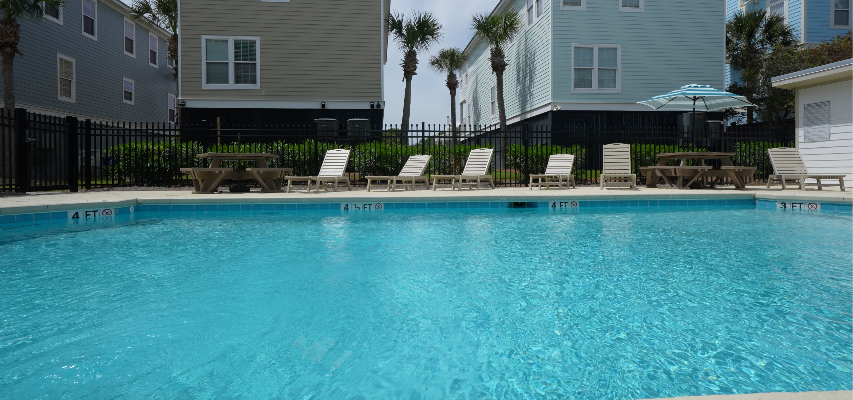 Community Pool | Front Beach Fun | 9 JC Long Blvd | Isle of Palms, SC | IOP Escapes