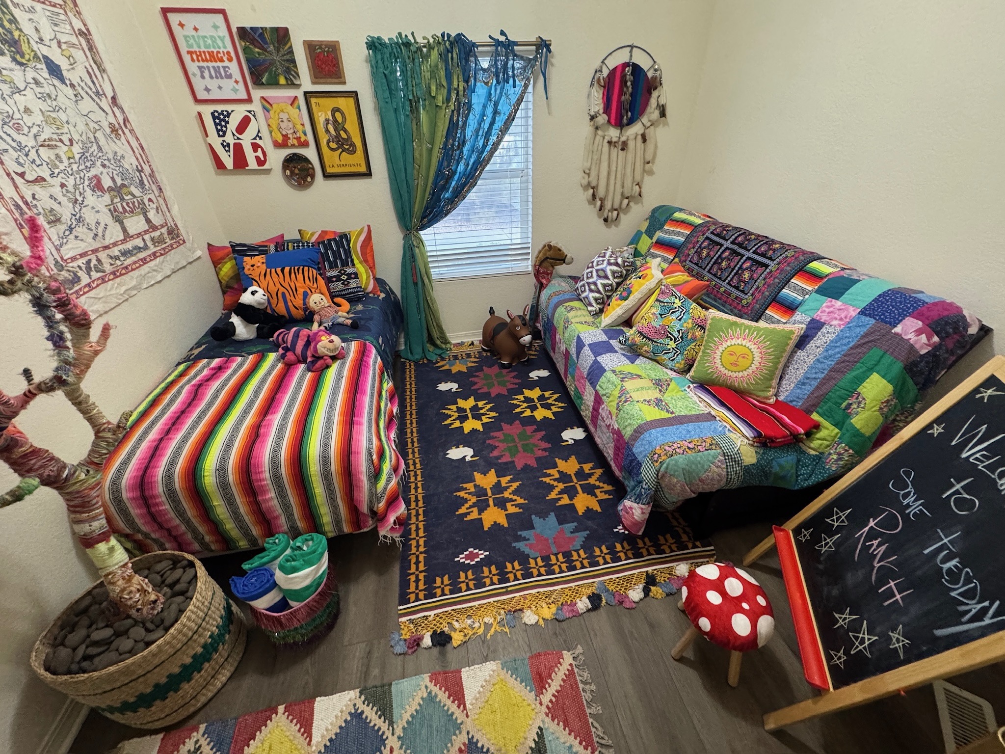 Bedroom 3, 1 twin bed & 1 double futon