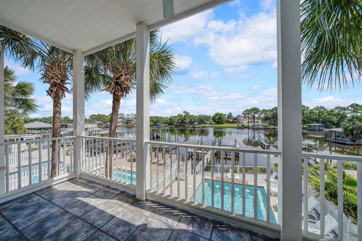 Private Deck
