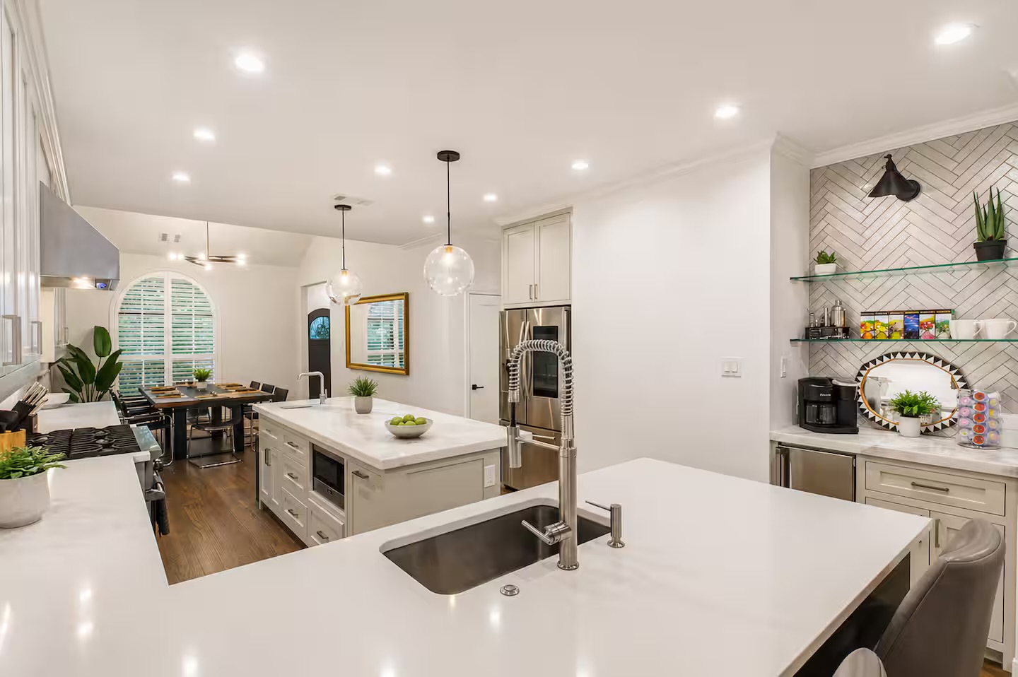 Chef’s kitchen with large island—ideal for cooking, gathering, and entertaining