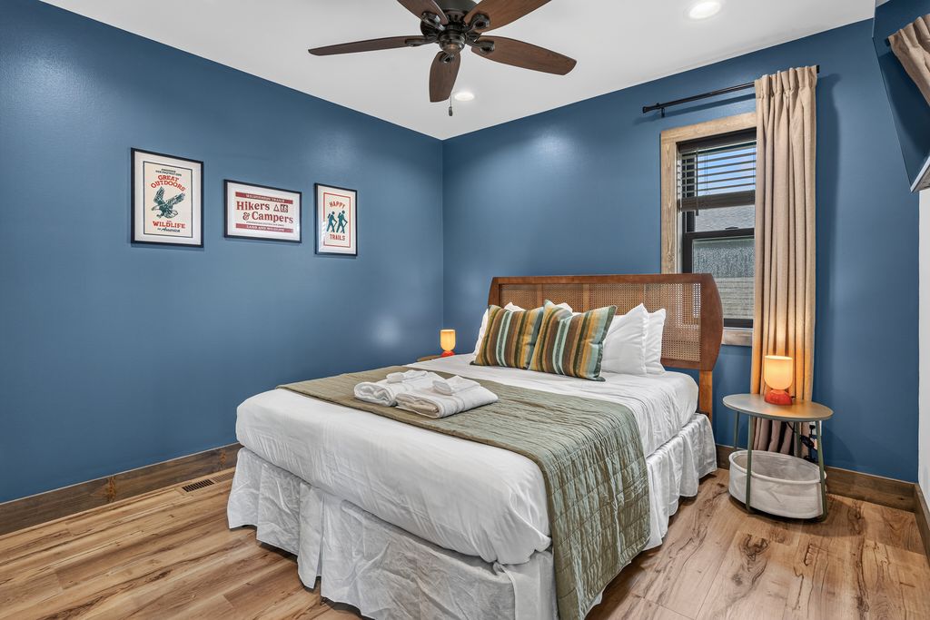 Camp Upstairs Queen memory foam bedroom