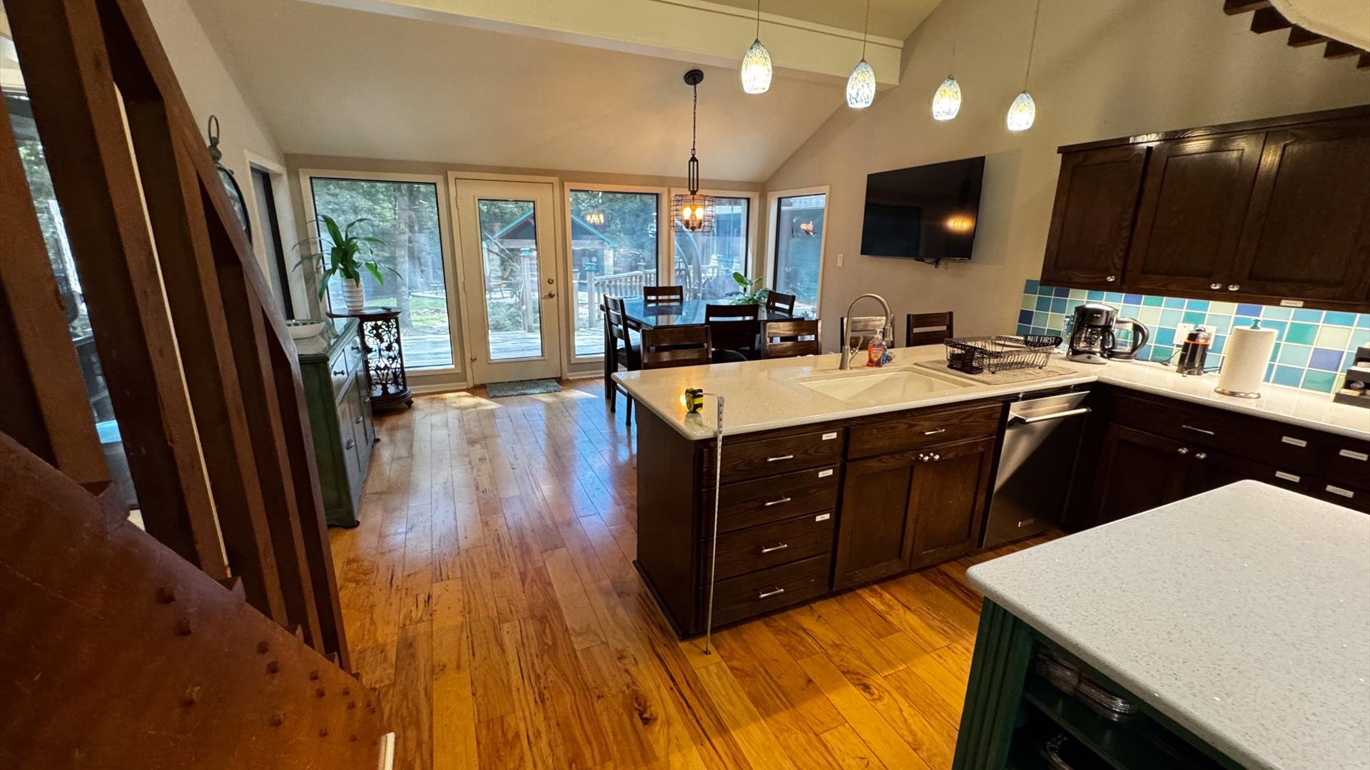 Spacious Kitchen/Dining Area