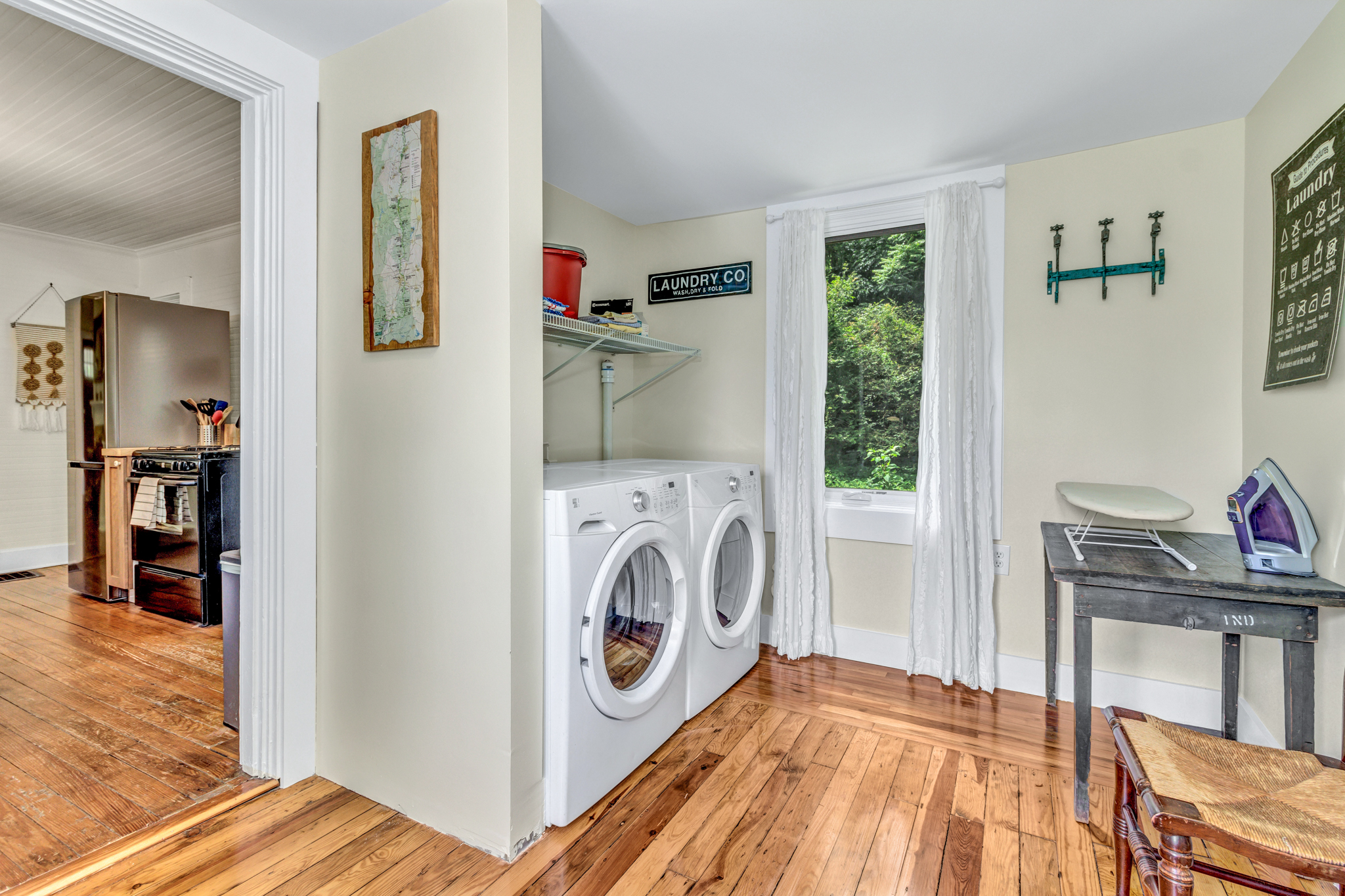Sunroom/ Laundry Area
