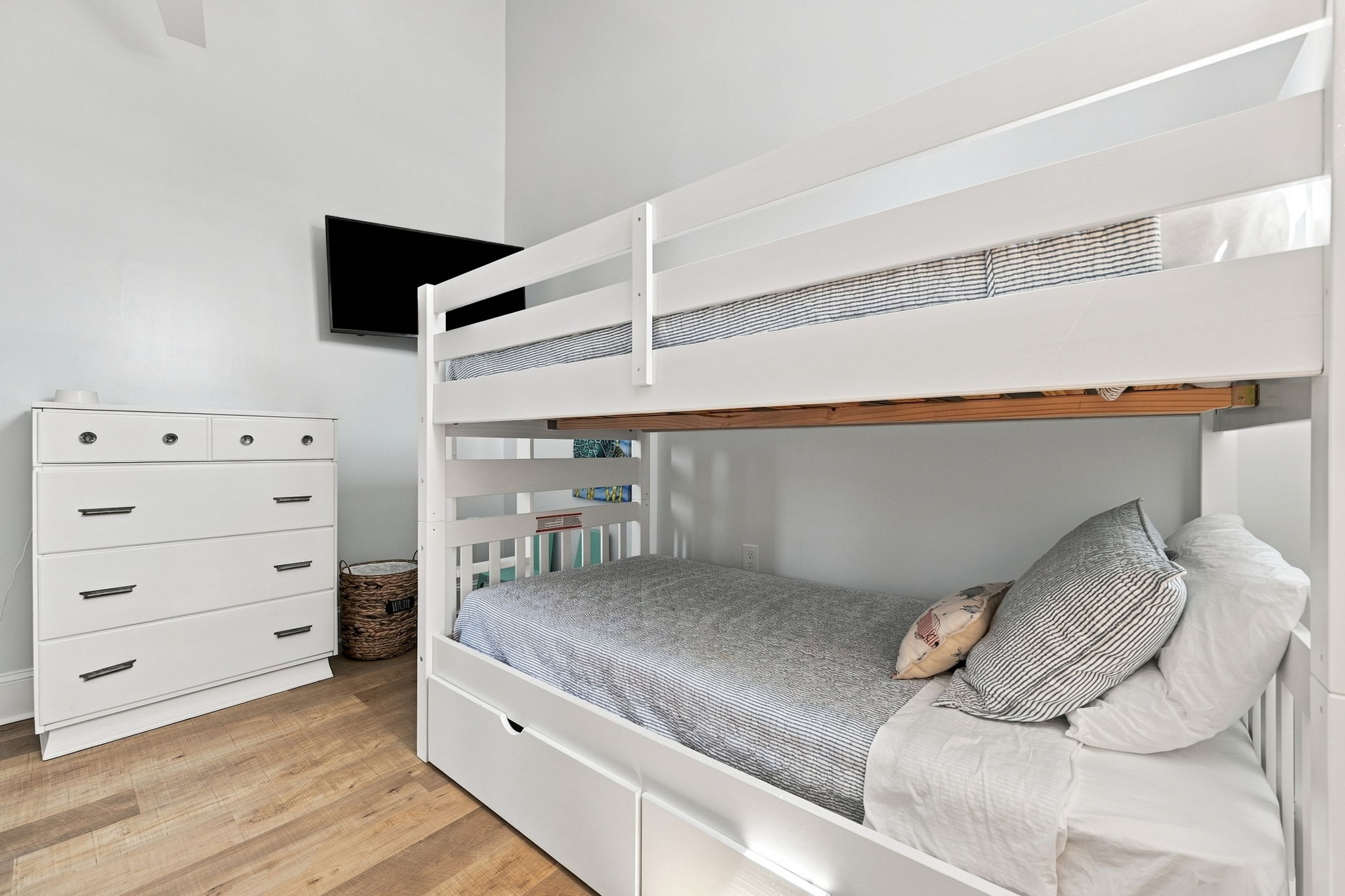 A vacation favorite for the kids—because every beach house needs a fun bunk room. End the day with popcorn, pajamas, and a good movie.