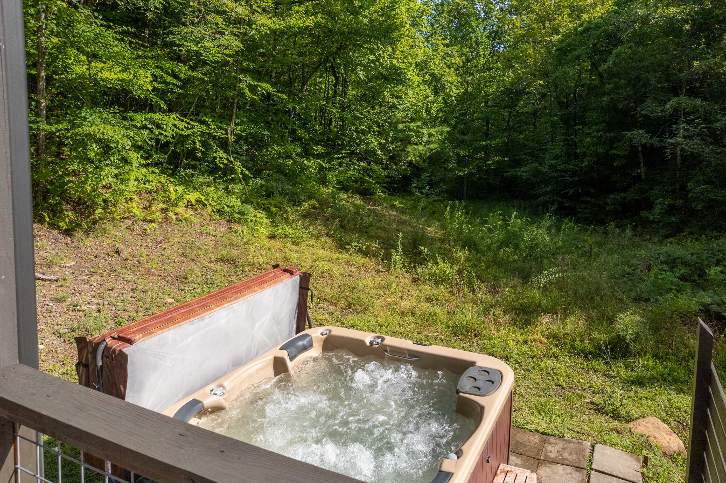 Soak under the stars in your private hot tub, surrounded by nothing but mountain quiet.