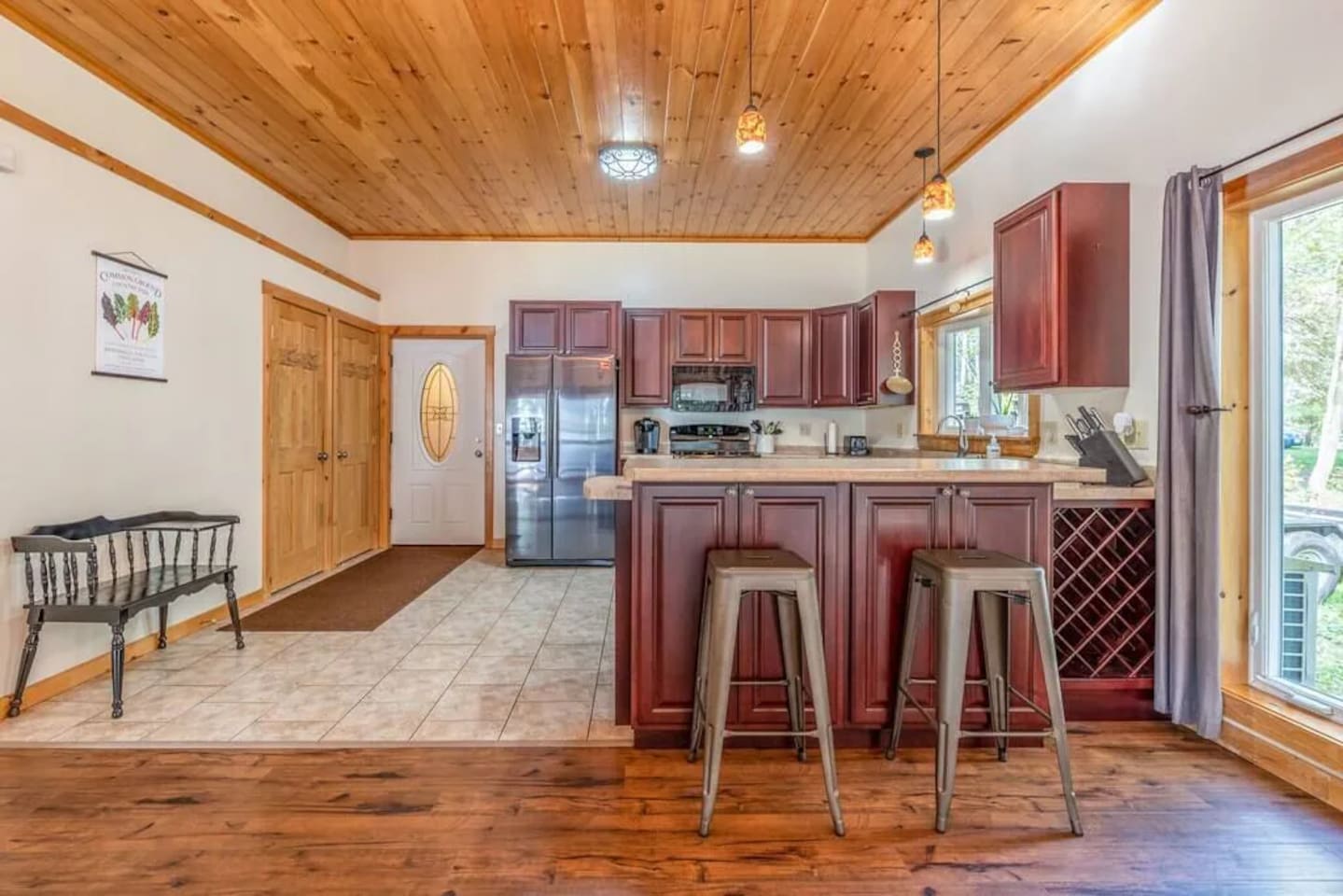 Maine cottages - kitchen
