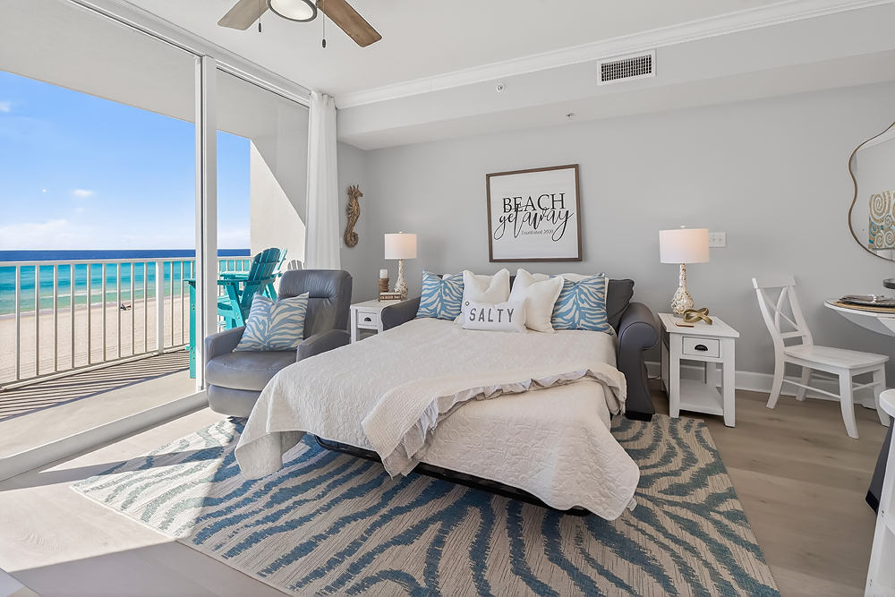 Pull out queen sofa bed in living area