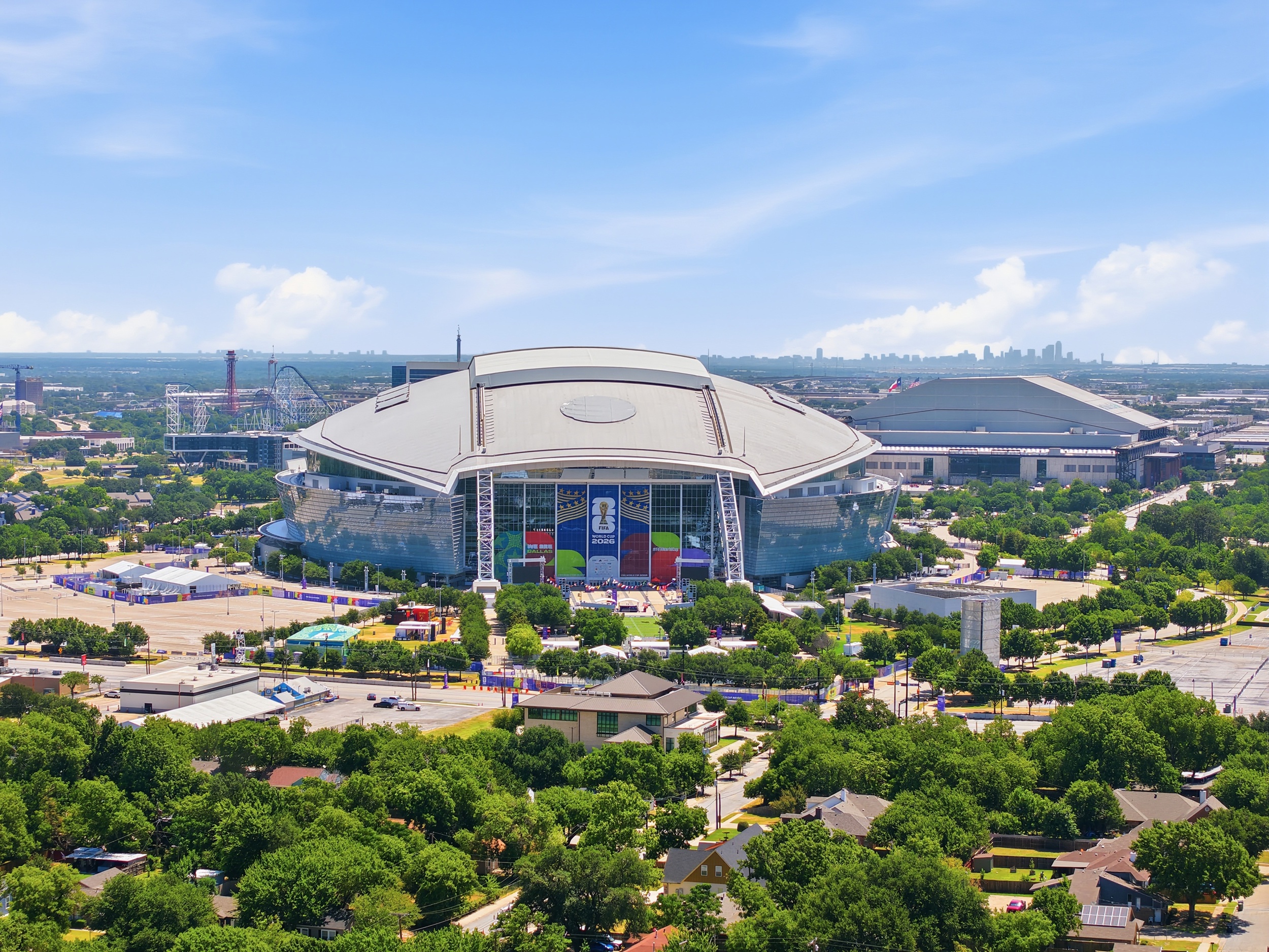 AT&T Stadium, home of the Dallas Cowboys, is a 10-min walk from your front door. Skip the parking and walk straight to game day from this Arlington vacation rental.