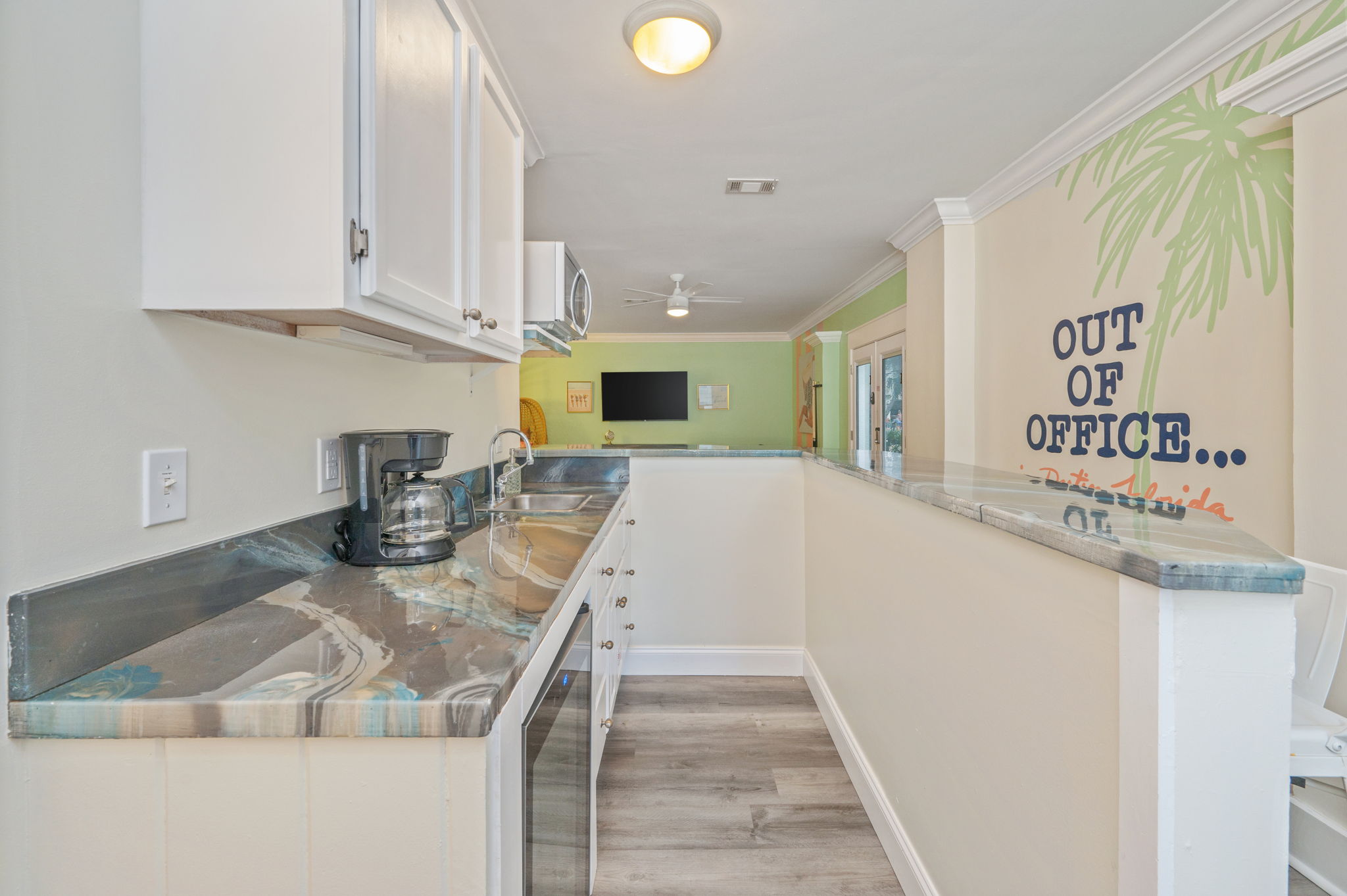 1st floor kitchenette