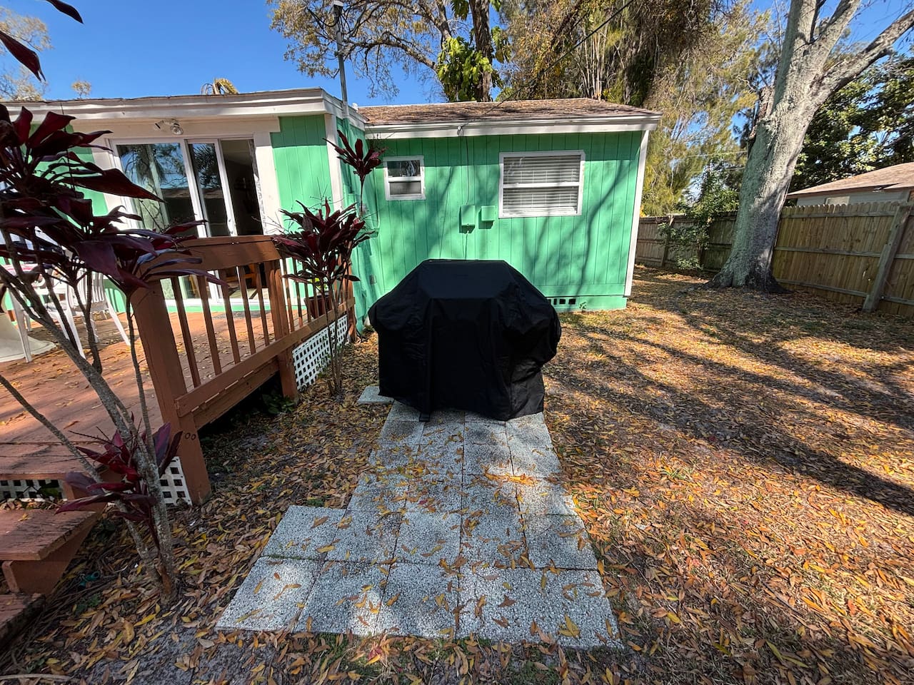 Propane BBQ  If you use, you must clean.  The cleaners do not do bbqs. It is there for your convenience. If you don't want to clean it after use, please do not use it. Thanks