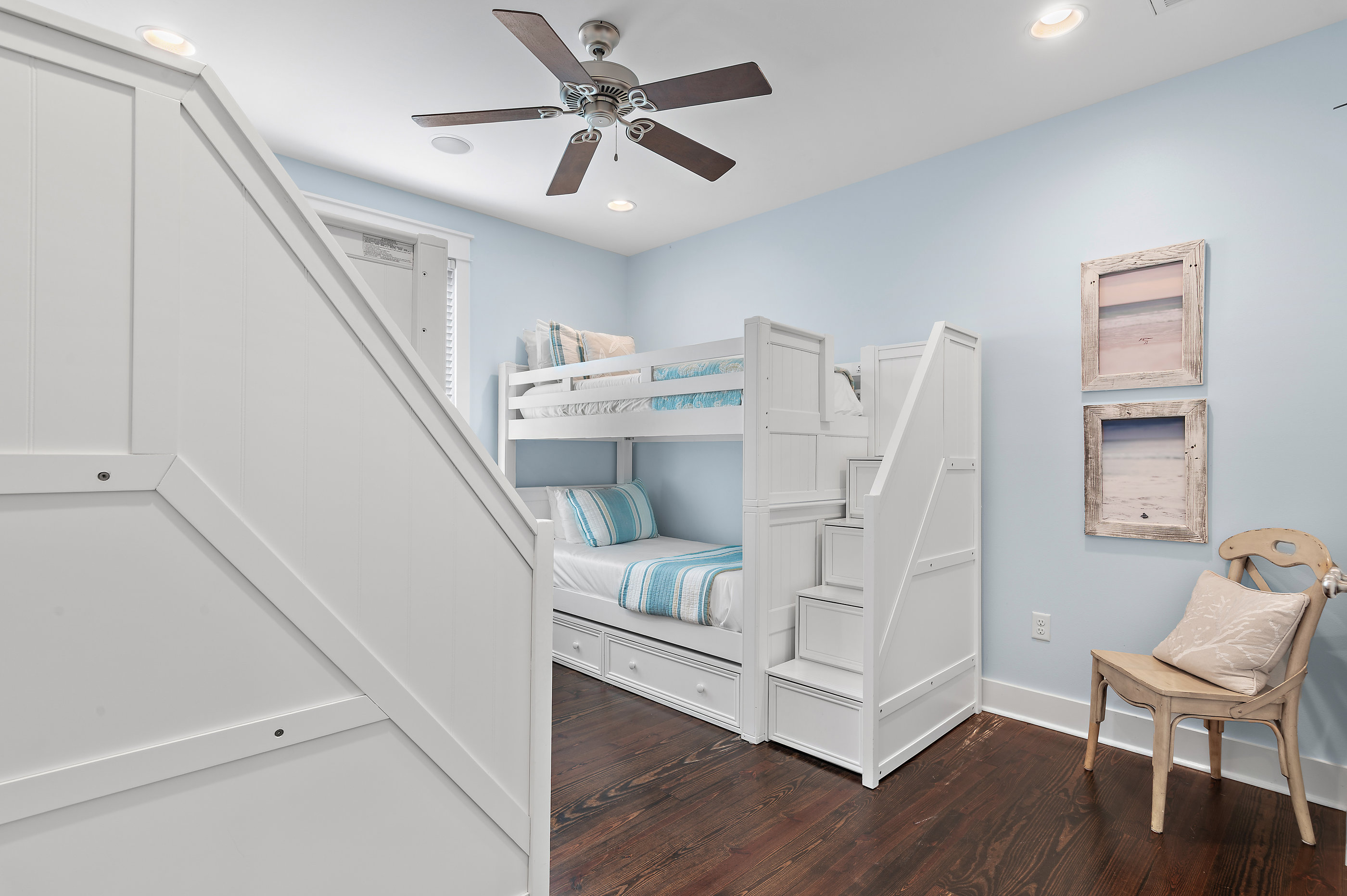 Bunk Bedroom - Kids Love it!
