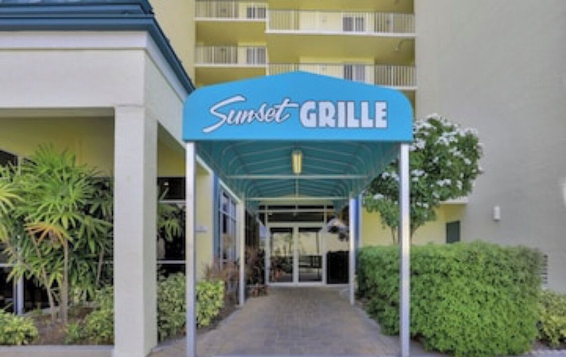 Sunset Grill entrance
