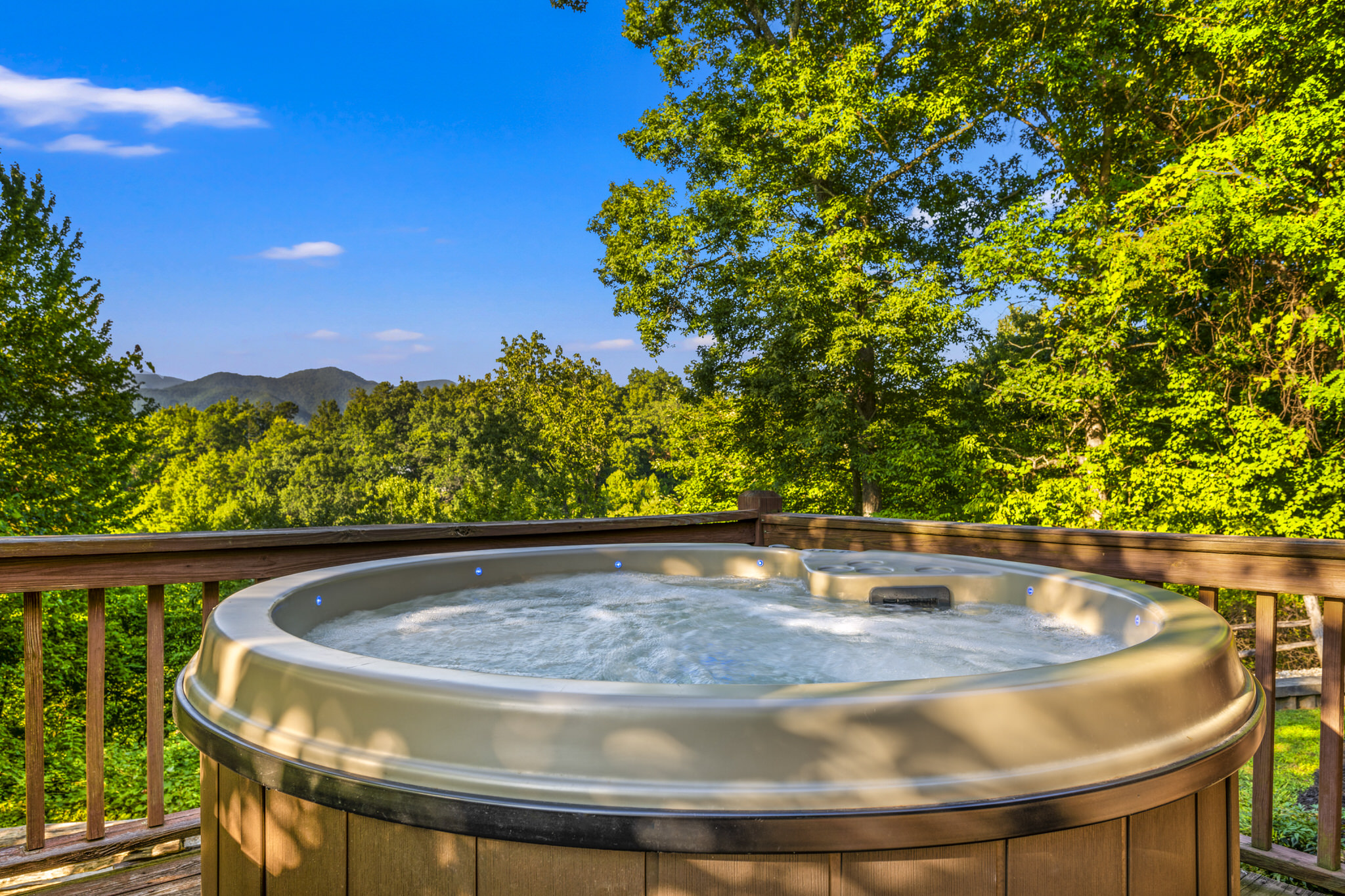 Soak up peaceful Smoky Mountain vibes.